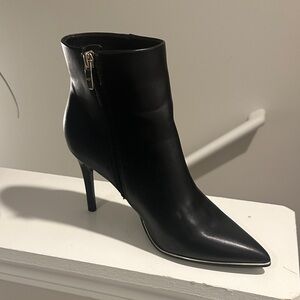 Elegant Black Ankle Boots